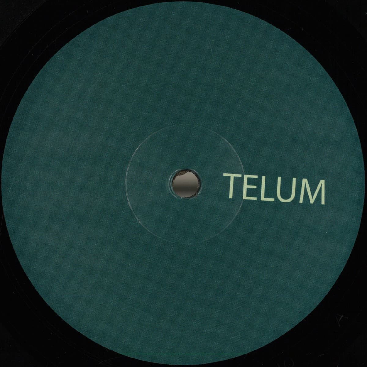 TELUM010